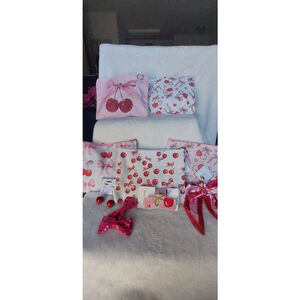 All Cherries for Valentine's Day. Get 1 each Randomely Selected.